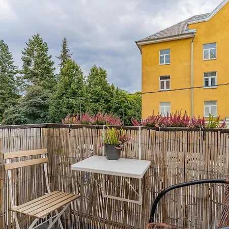 Appartement Steps From A Le Coq And Old Town *